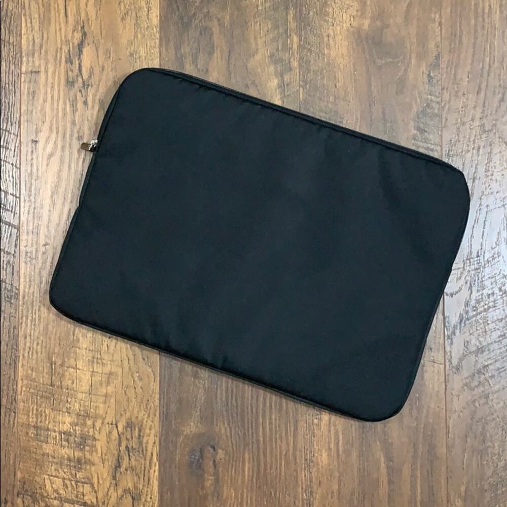 Zero Gravity Turntable Laptop Case - image 5